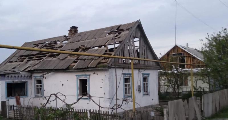 Удар КАБами по Синельниківщині: з-під руїн було витягнуто тіло жінки.
