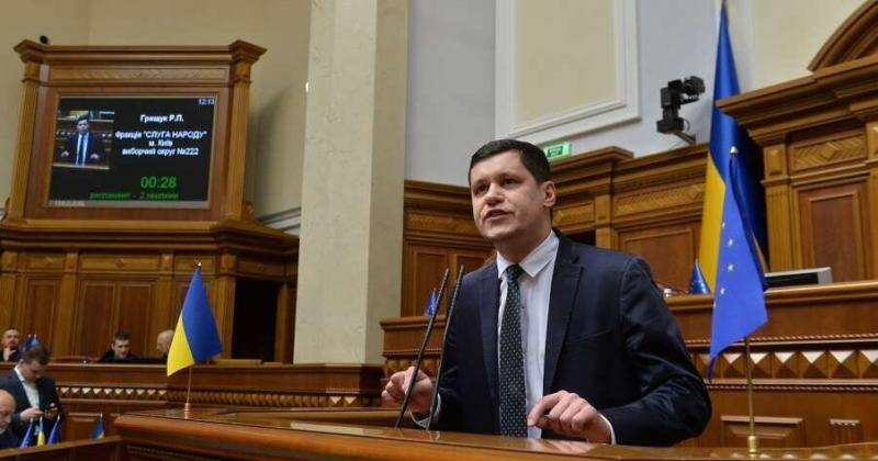 Відновлення незалежності НАБУ та САП є надзвичайно важливим. Засідання Верховної Ради слід організувати в найкоротші терміни, - зазначив представник 