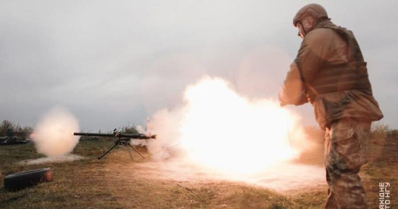 Російські війська продовжують прагнути зміцнити свої позиції в острівній частині Дніпра, повідомляє ОК 