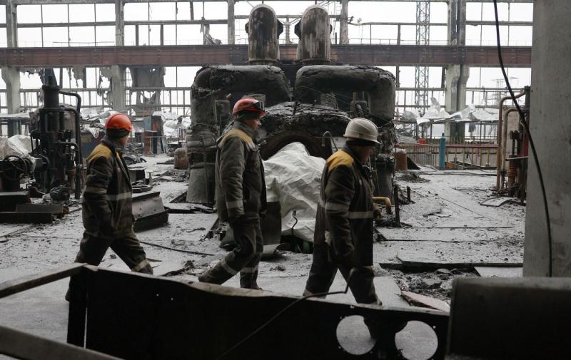 В Україні обговорюють умови, за яких можуть відновити графіки електропостачання після аварійних відключень.