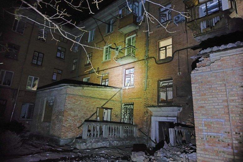 Ворожі сили здійснили напад на Україну, використовуючи 