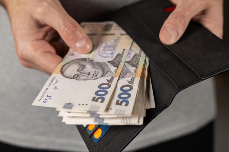 Виплати під час війни: хто матиме право на допомогу у лютому 2026 року.