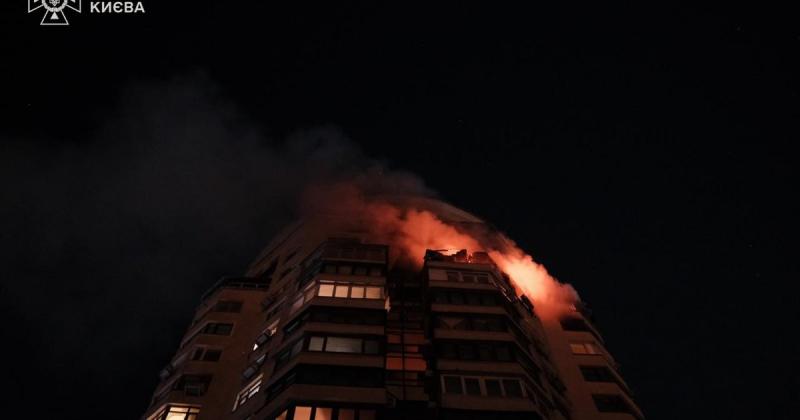 За особистим запитом Трампа, Росія встановила рекорд у балістичних випробуваннях, в той час як Україна очікує на відповідь, - зазначив Зеленський.