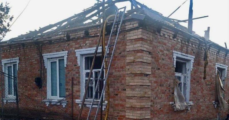 Рашисти завдали удару по чотирьом районам Дніпропетровської області: одна особа отримала поранення, зафіксовані руйнування. ФОТО