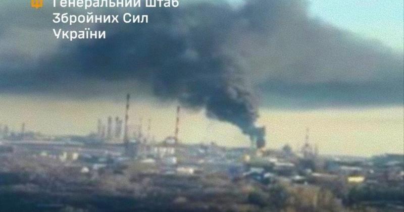 Сили оборони завдали удару по нафтопереробному заводу 