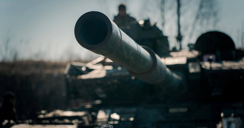 Покровський напрямок зазнає найпотужніших атак з боку Росії, - повідомляє Генштаб. КАРТА.