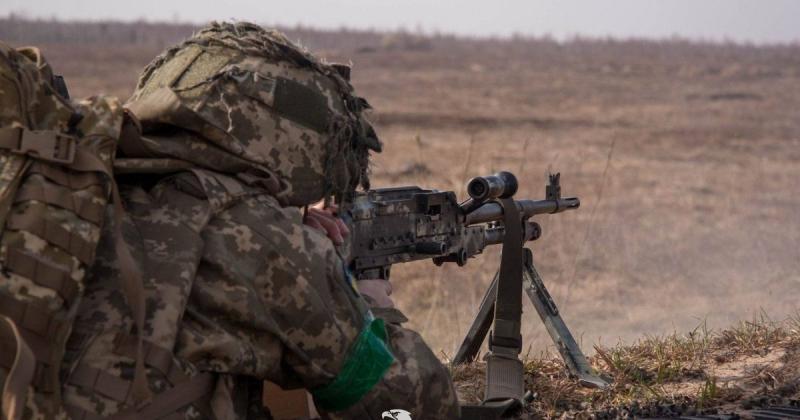 Протягом доби на фронті відбулося 206 бойових зіткнень, зокрема найінтенсивніші сутички спостерігалися в Покровському та Гуляйпільському напрямках, повідомляє Генеральний штаб. КАРТА