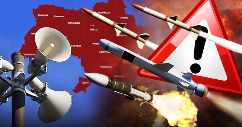 У Києві вдруге за цей ранок було оголошено повітряну тривогу, оскільки кілька областей опинилися під загрозою.