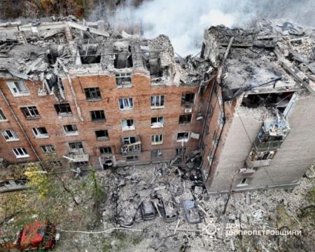 Трагедія в Кривому Розі: з-під уламків будівлі вилучили тіла трьох малюків.