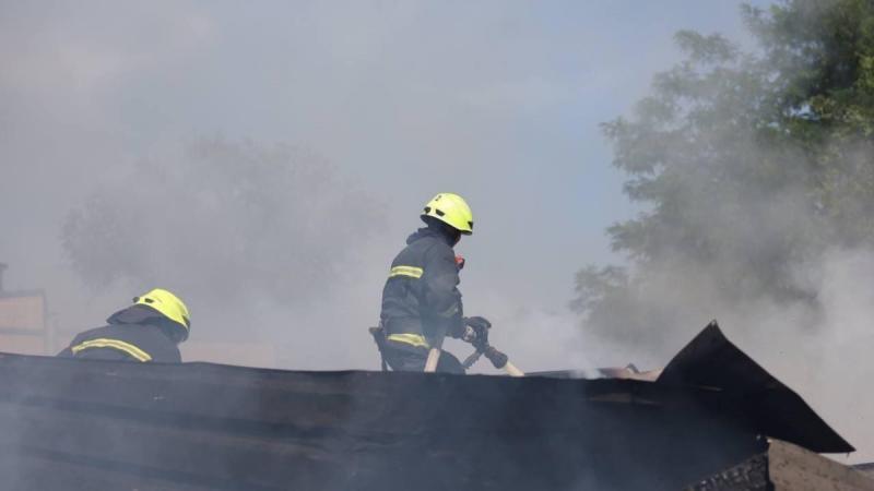 У Дніпрі ранкові години супроводжувалися звуками вибухів. Влада повідомила про результати атаки з боку Росії.