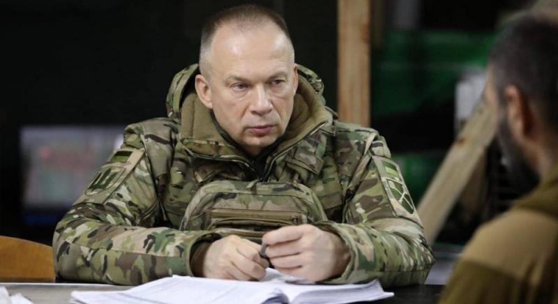 За словами Сирського, російські війська намагаються прорватися через адміністративні кордони Дніпропетровської області.