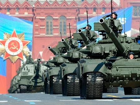 Путін не зміг продемонструвати військові досягнення під час святкування 9 травня.