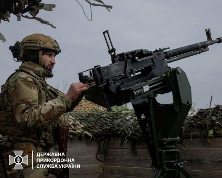 Станом на ранок 15 травня на фронті зафіксовано 168 бойових конфліктів, які відбулися протягом останньої доби.