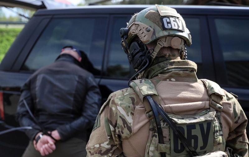В семи областях були відкориговані обстріли. Служба безпеки України затримала групу агентів ФСБ.