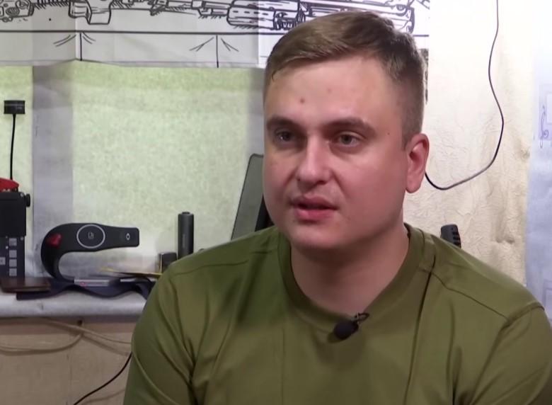 Один українець протистоїть десятьом росіянам, - заявив командир батальйону щодо бойових дій на кордоні з Дніпропетровською областю. Україна - Рівне Вечірнє новини.