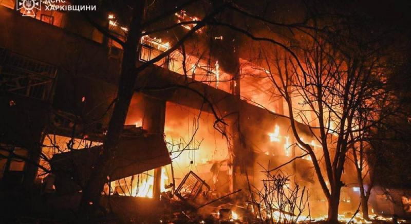 Росія здійснила точкові удари по житловим будинкам у Харкові: 2 людини загинули, 54 отримали поранення (фото, відео)