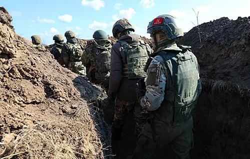 Зібрано значну кількість ресурсів: фахівець поділився інформацією про наміри російських сил у Донеччині та Сумській області.