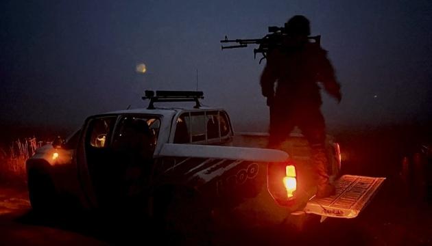 Сили протиповітряної оборони знищили 30 з 58 дронів, якими російські війська почали атакувати Україну ввечері.