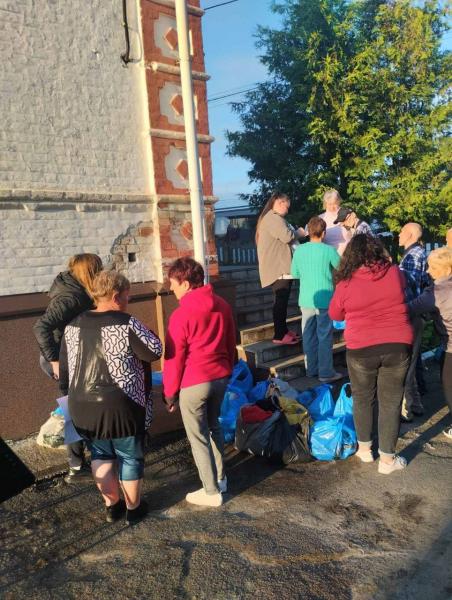 Більше 50 переселенців з Дніпропетровської області були евакуйовані до Рівненщини. Це повідомлення з'явилося на сайті новин Рівного та регіону - Рівне Вечірнє.