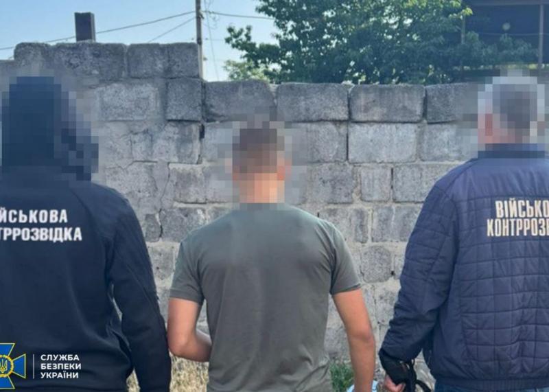 У Дніпрі було затримано підлітка, який здійснював коригування вогню російських ракет.