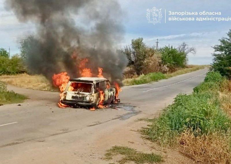 Два цивільні особи загинули внаслідок атаки дрону, здійсненої росіянами, під Запоріжжям.