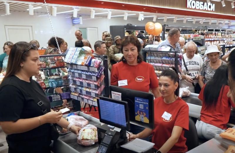 Недостаток товарів у Львівській області: які продукти швидко зникають з полиць магазинаў