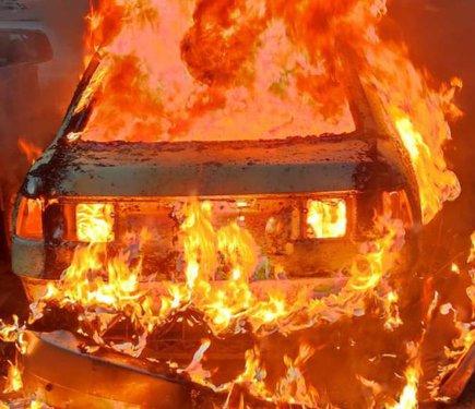 Російські війська здійснили напад на Україну, використовуючи балістичні ракети та 60 безпілотних літальних апаратів.
