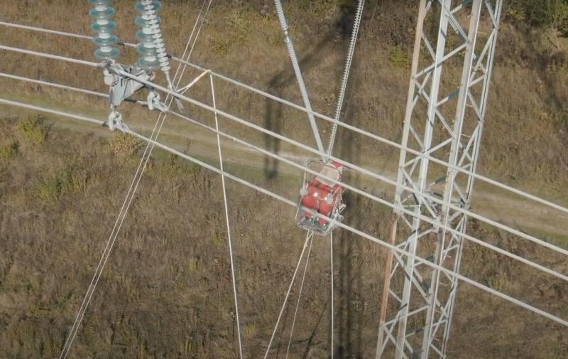 Оголошення про відключення електроенергії в Дніпропетровській області на період з 2 по 3 жовтня: стало відомо про райони, де введені обмеження.