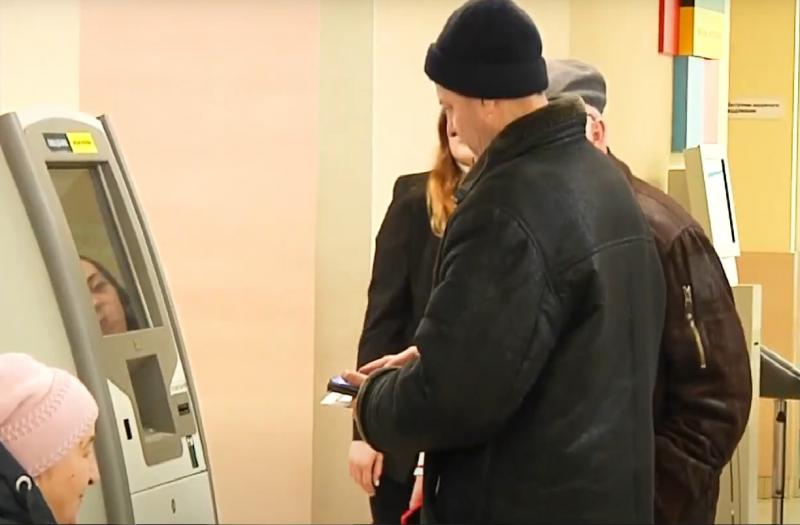 Фінансова підтримка для внутрішньо переміщених осіб в Дніпропетровському регіоні: українці отримуватимуть додаткові кошти під час надання допомоги.