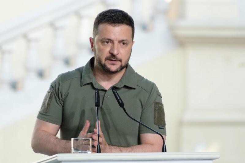Зеленський прокоментував нічну атаку агресорів на Україну, зазначивши, що Росія не відчуває належного тиску.