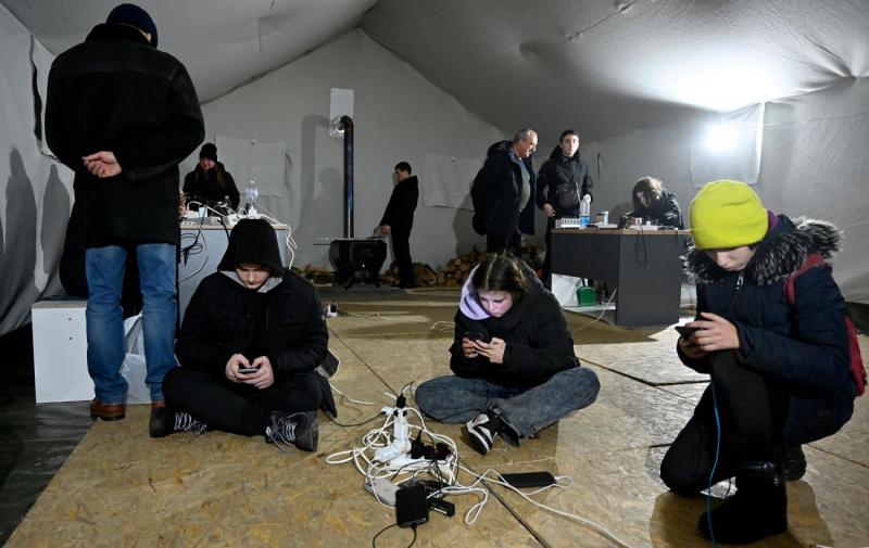 Без електрики до 5 годин: де і яким чином в Україні сьогодні реалізуються графіки (перелік)