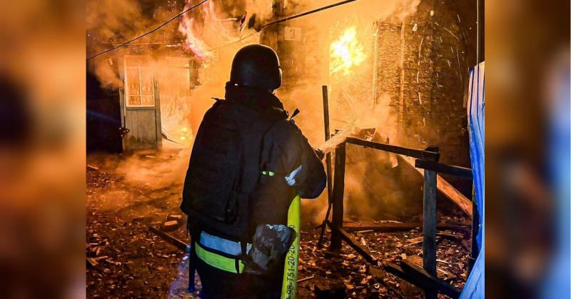 Вогняні спустошення та людські втрати: більше ста безпілотників і ракет 