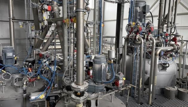 У Житомирській області почав свою роботу завод, що спеціалізується на виробництві біоклею з гороху.