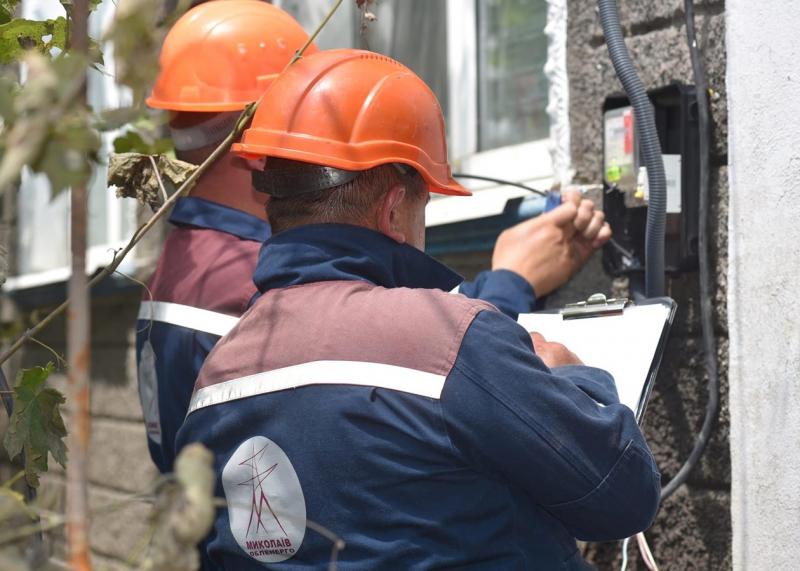 Атаки та погодні умови: в Україні знову запроваджують відключення електроенергії.