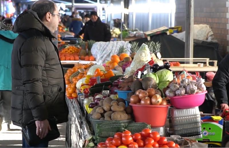 Брак продуктів у Дніпропетровській області: чому не вистачає затребуваного товару та які наслідки це має.