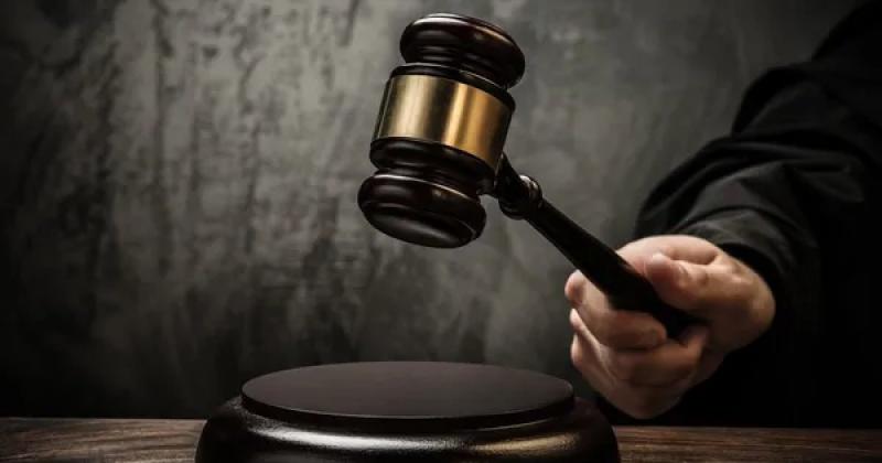 Суд скасував рішення про скасування спеціального дозволу, виданого підприємству Фірташа на розробку Малишевського родовища, повідомляє Delo.ua.