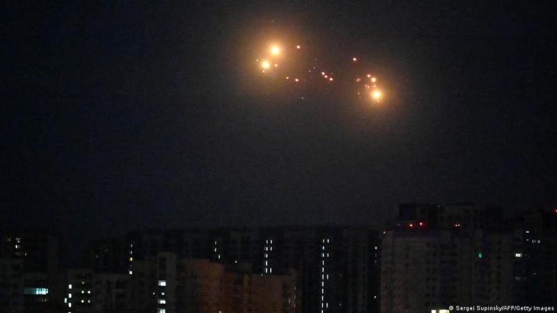 Змішаний удар: 704 ракети та безпілотники, ураження 29 об'єктів.