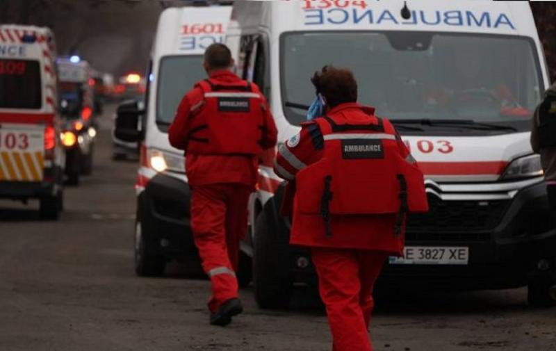 Російські війська завдали удару по Дніпру та трьом районам області: є жертви та постраждалі діти (фото)