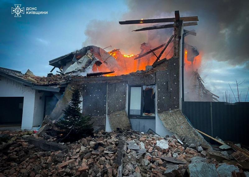 Без електрики залишилися цілі регіони. Наслідки агресивного нападу.