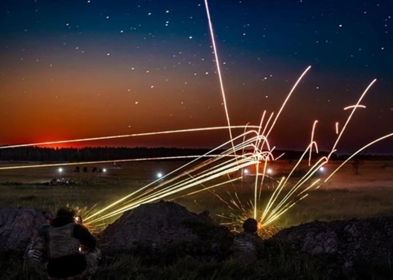 Нічна агресія з боку Росії: 18 дронів влучили в ціль.