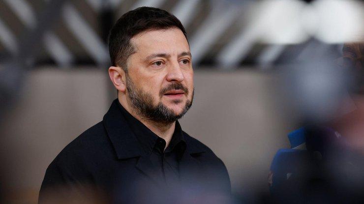 Росія зосереджується на нових атаках, тому українцям варто звертати увагу на сигнали повітряної тривоги, - заявив Зеленський.