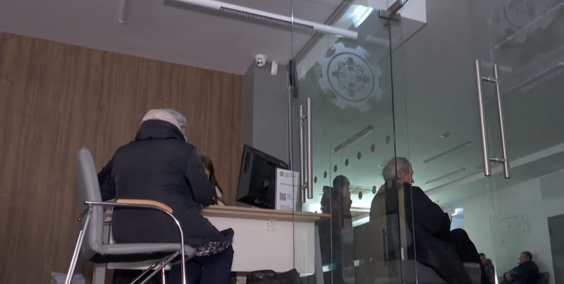 Фінансова підтримка для внутрішньо переміщених осіб у Дніпропетровському регіоні: хто може отримати виплати від ООН.