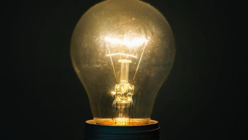 Енергетична система перебуває в стані надзвичайної ситуації. Ночі з атаками та морозами призвели до ще більшого дефіциту електроенергії.