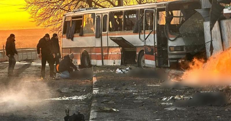 В Дніпропетровській області внаслідок атаки російського безпілотника загинуло 12 осіб, повідомляє обласна військова адміністрація.