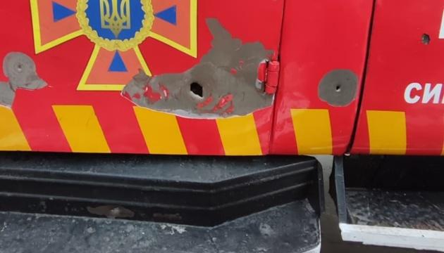 Російські війська здійснили напад на рятувальників: в Запорізькій області постраждала ділянка, а в Дніпропетровській – автомобіль.