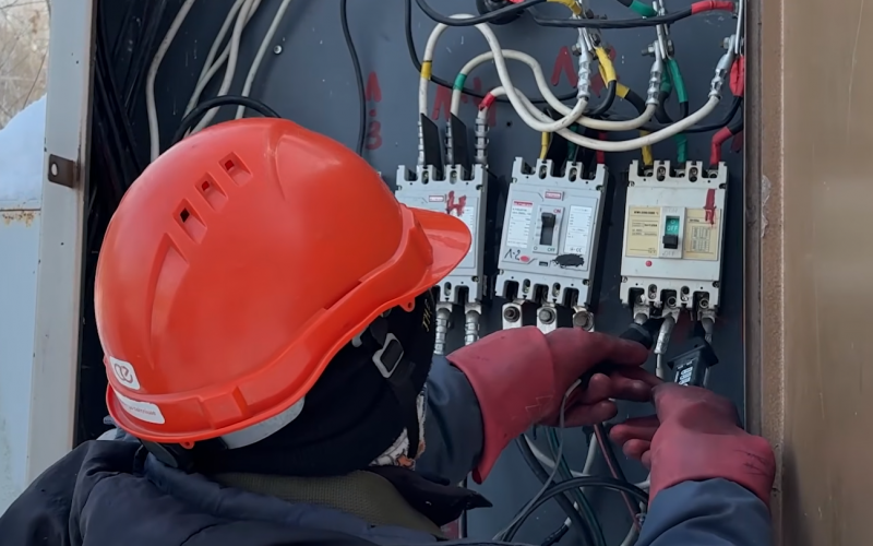 Атаки та холоди: де ситуація з електропостачанням є найскладнішою.