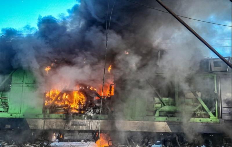 Терор залізничного транспорту продовжується: Російська Федерація завдала ударів по потягах та інфраструктурі в кількох регіонах.