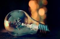 Внаслідок обстрілів з боку Росії спостерігається відключення електроенергії у шести регіонах.