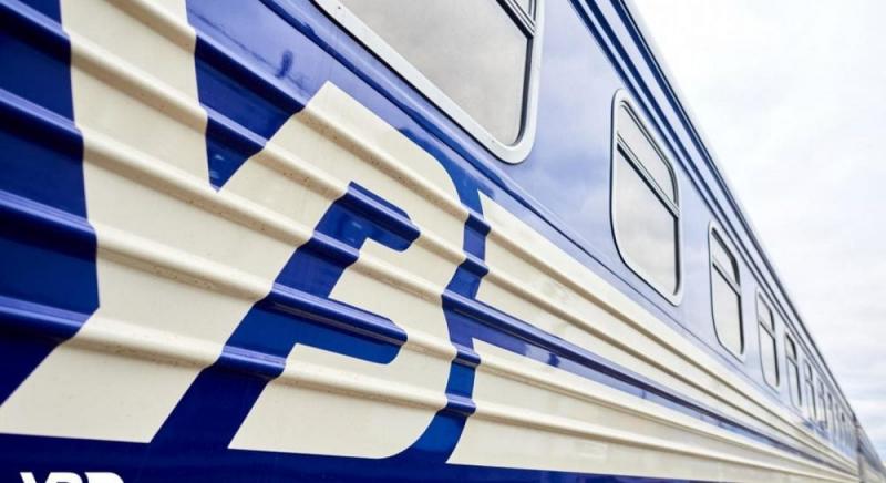 Росія здійснила напад на залізничну інфраструктуру в трьох регіонах, внаслідок чого було введено обмеження на пересування потягів.