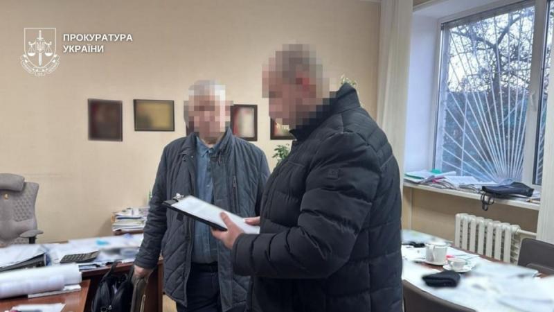 Генеральний прокурор повідомив, що в Києві затримано керівника підприємства, яке займається виробництвом картонної упаковки, за підозрою у сприянні агресивній державі.